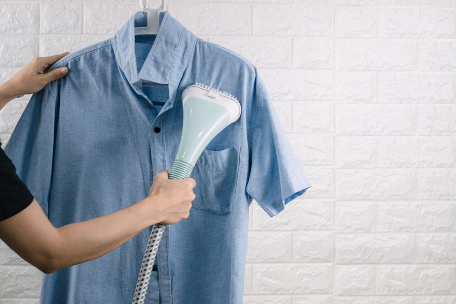 Clothes steamers