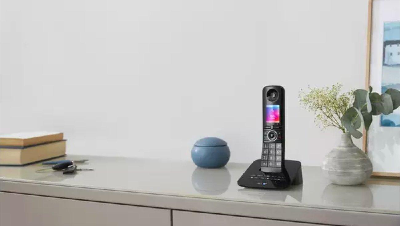 Home phone with online wireless headset