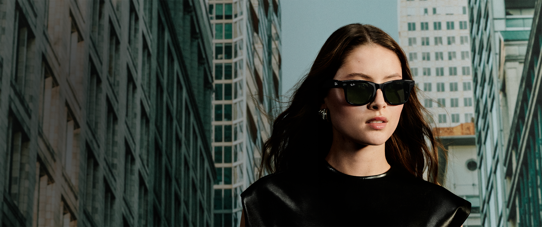 Ray-Ban Meta Smart Glasses