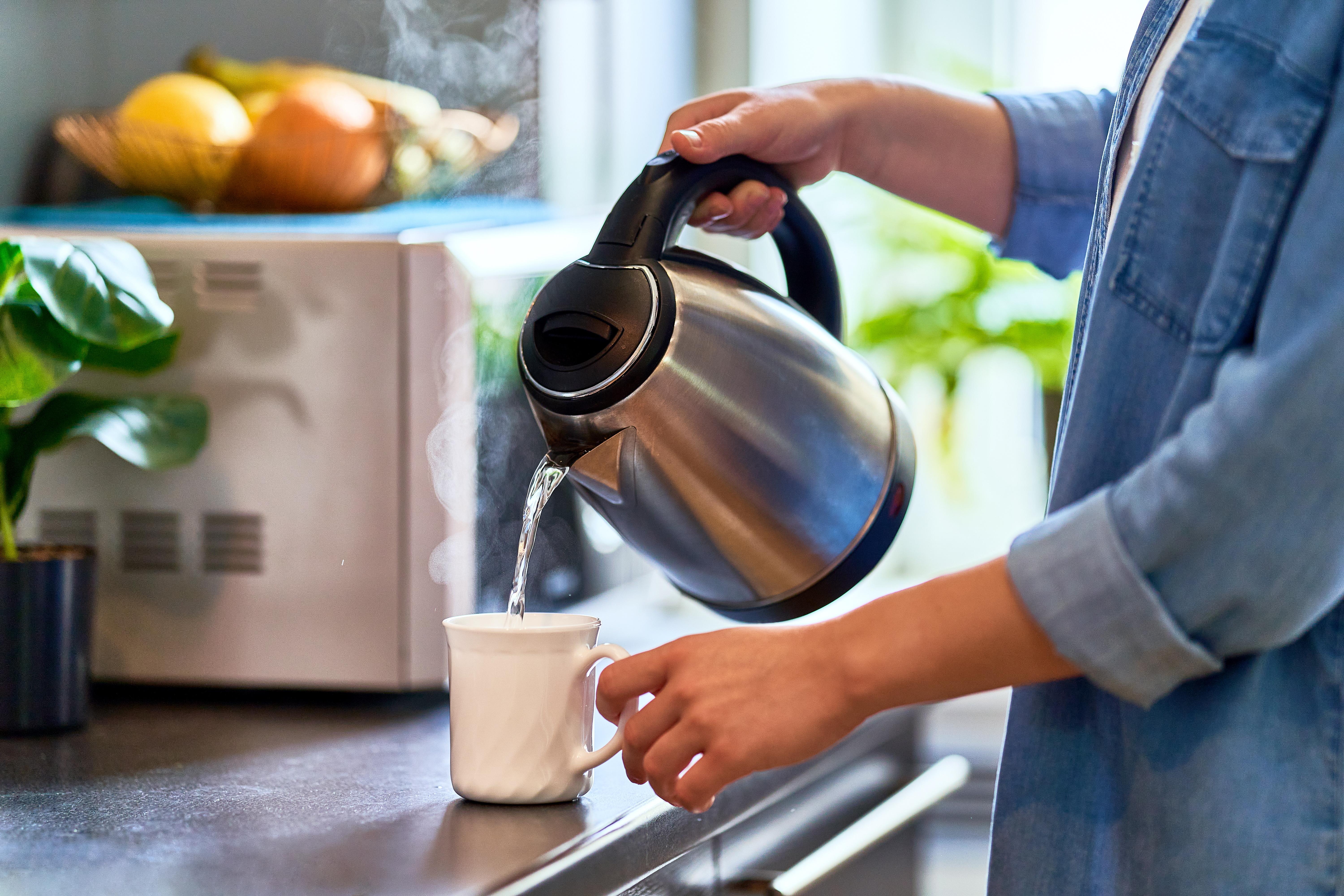 Electric kettle made outlet in england