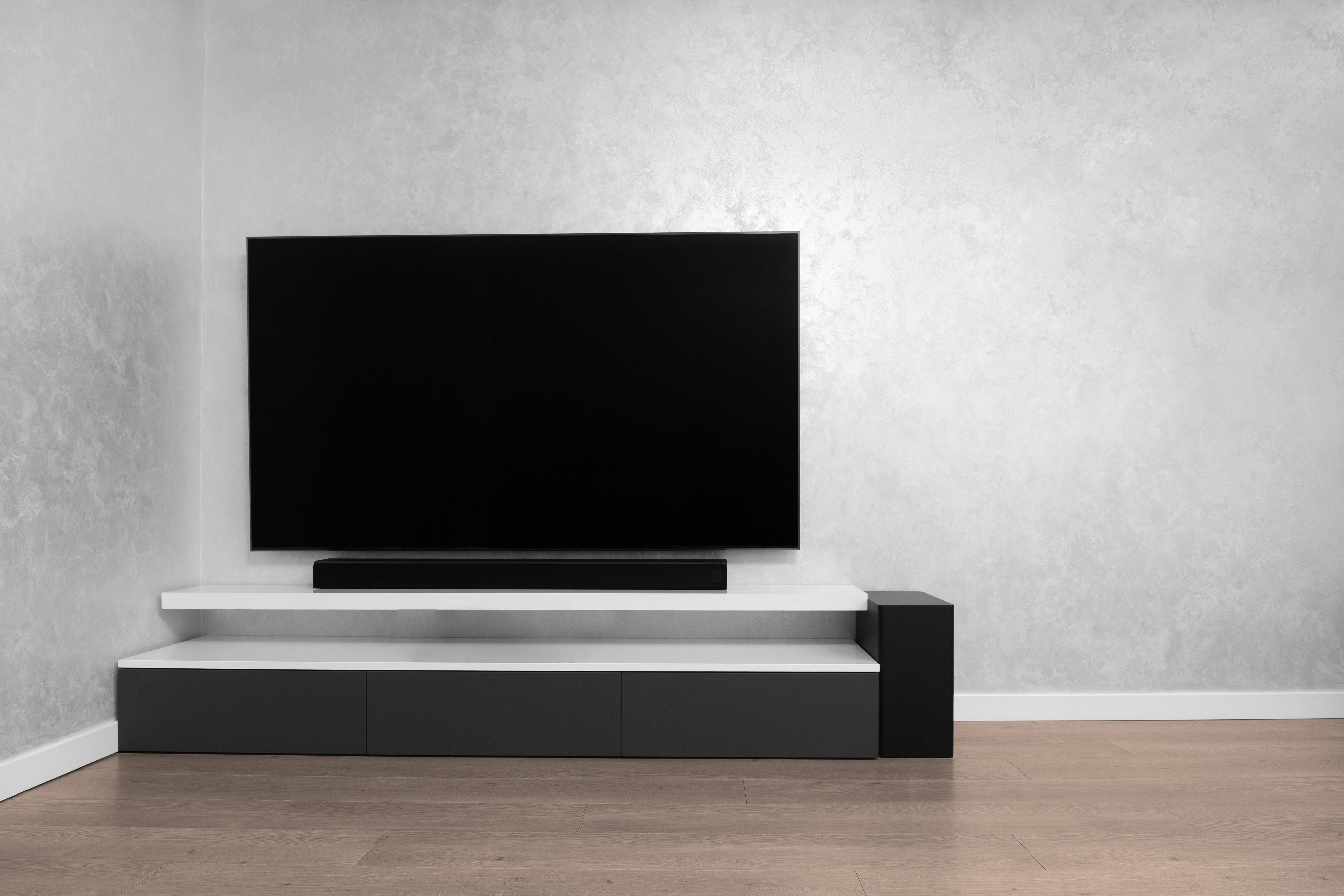 How to use a soundbar hot sale with tv