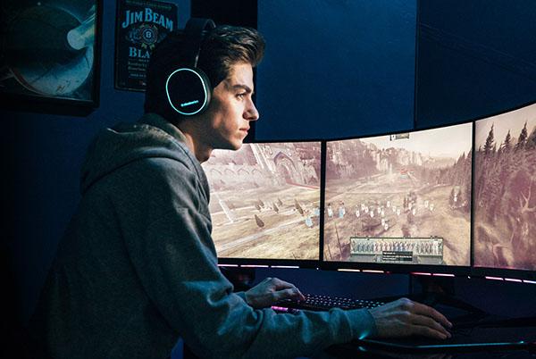 PC gaming online