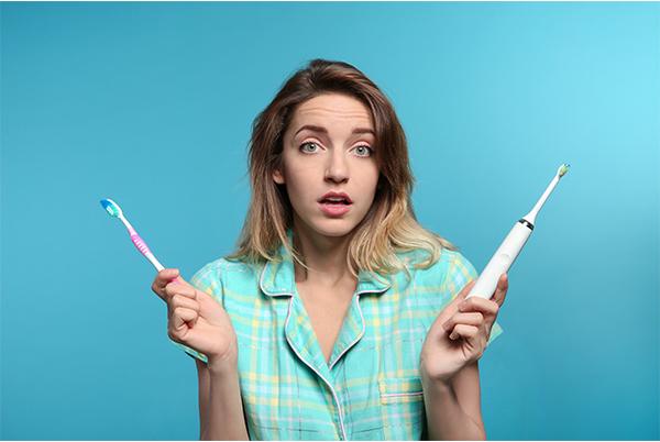 Do electric toothbrushes clean better?