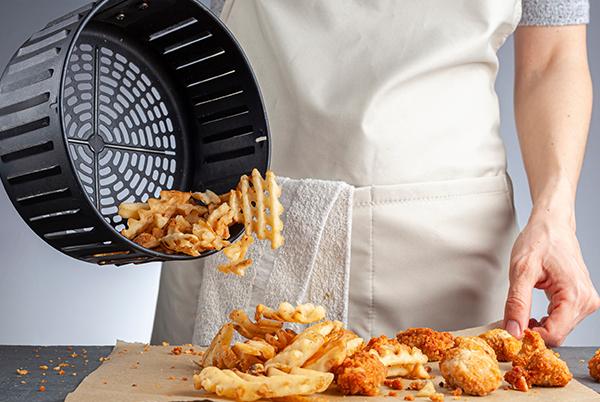 Cooking frozen food in an air fryer