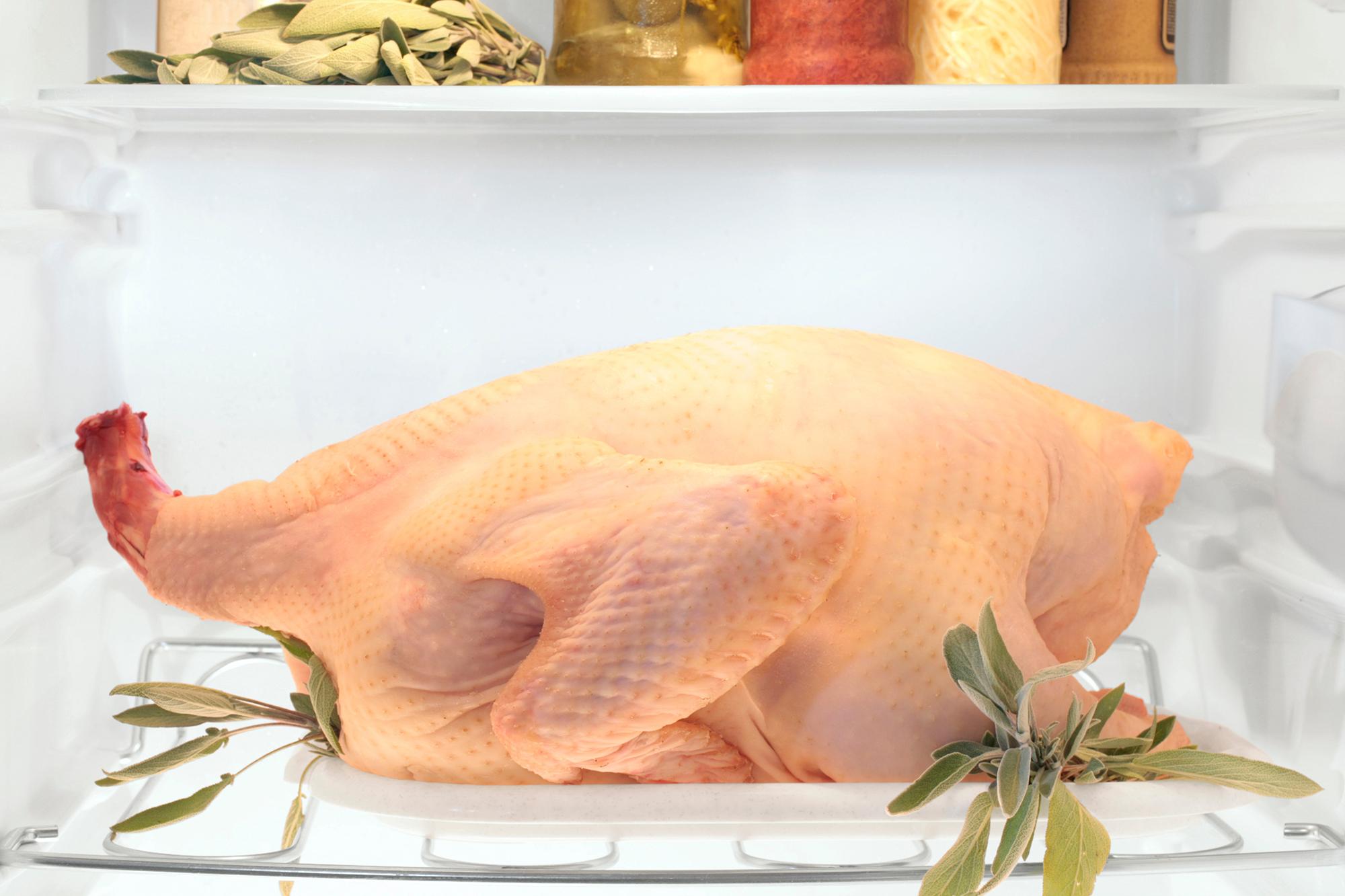 The 3 Ways To Safely Thaw Chicken, According To Experts