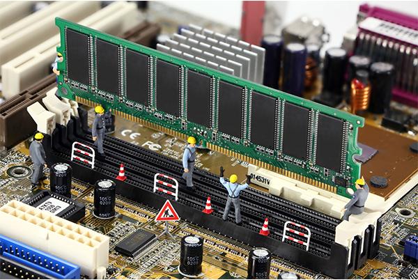Installing RAM