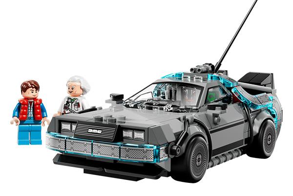 lego back to the future delorean with two figures