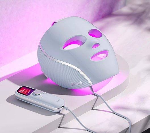 Shark CryoGlow LED face mask
